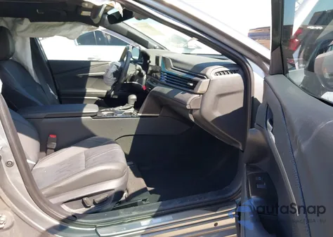 2025 Toyota Camry Xse z USA, uszkodzony, nr VIN 4T1DAACK9SU570278